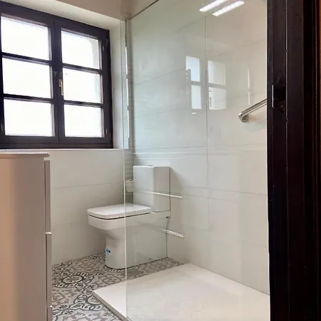 Апартаменты Casa De Aldea Y La Maestra