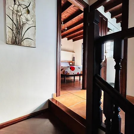 Casa De Aldea La Maestra Арриондас