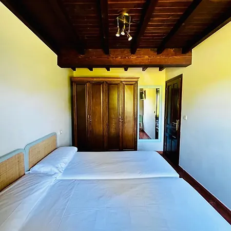 Casa De Aldea La Maestra Апартаменты *