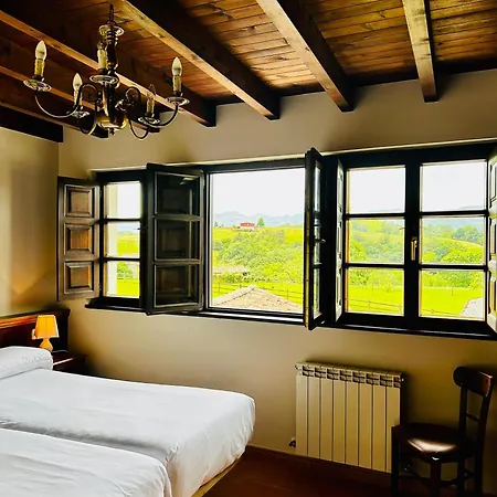 Casa De Aldea La Maestra *