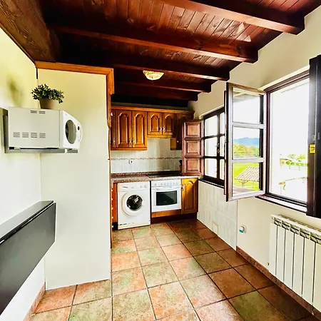 Casa De Aldea La Maestra Апартаменты *